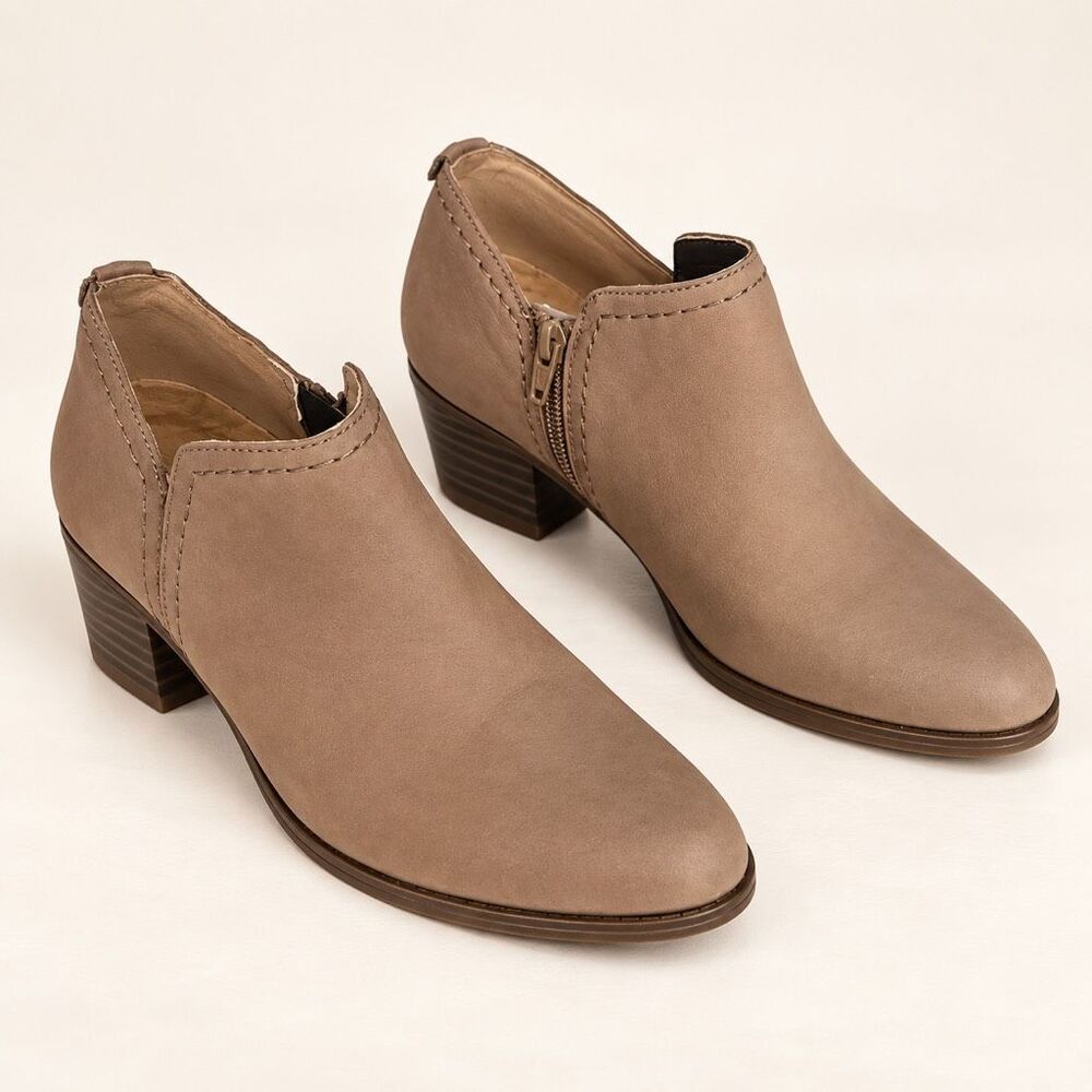 Naturalizer Zarie Taupe Leather Ankle Booties 8W Wide
